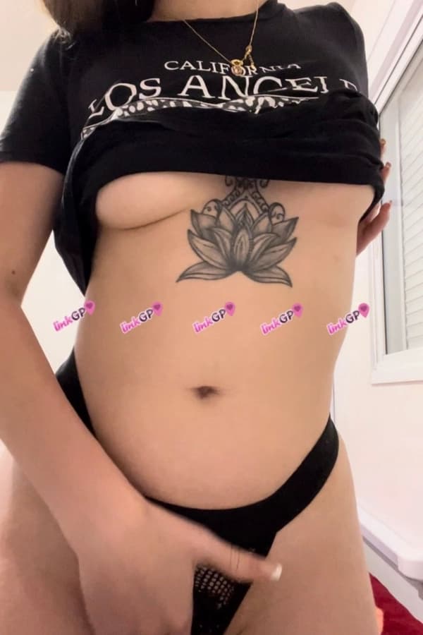 Nathi Loira — videochamada erótica e sexting online