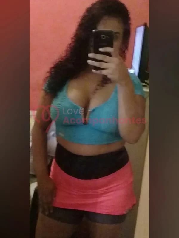 Safira — videochamada erótica e sexting online
