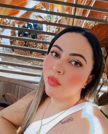 Sara — sexo virtual por videochamada