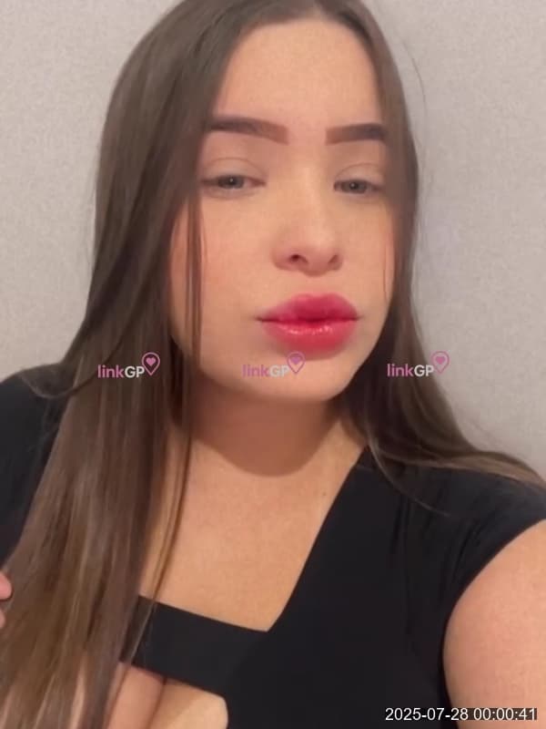 Sara Ninfetinha — videochamada erótica e sexting online