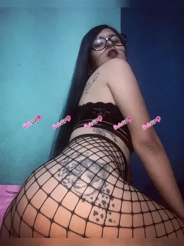 Tahya Len — videochamada erótica e sexting online