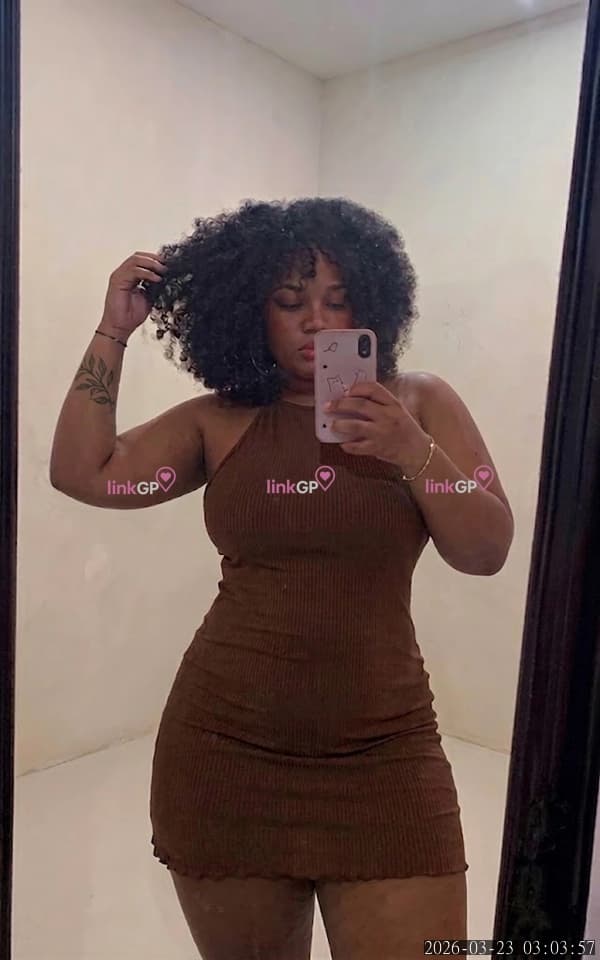 Thayy97 — videochamada erótica e sexting online
