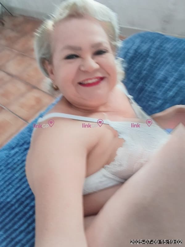 Valentina — sexo virtual por videochamada