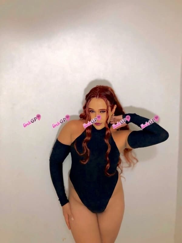 Gulosa Ruivinha — videochamada erótica e sexting online
